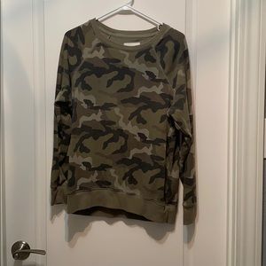 Camouflaged army pull over